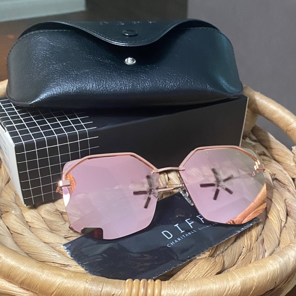 Diff Eyewear Bree Rose Gold Sunglasses